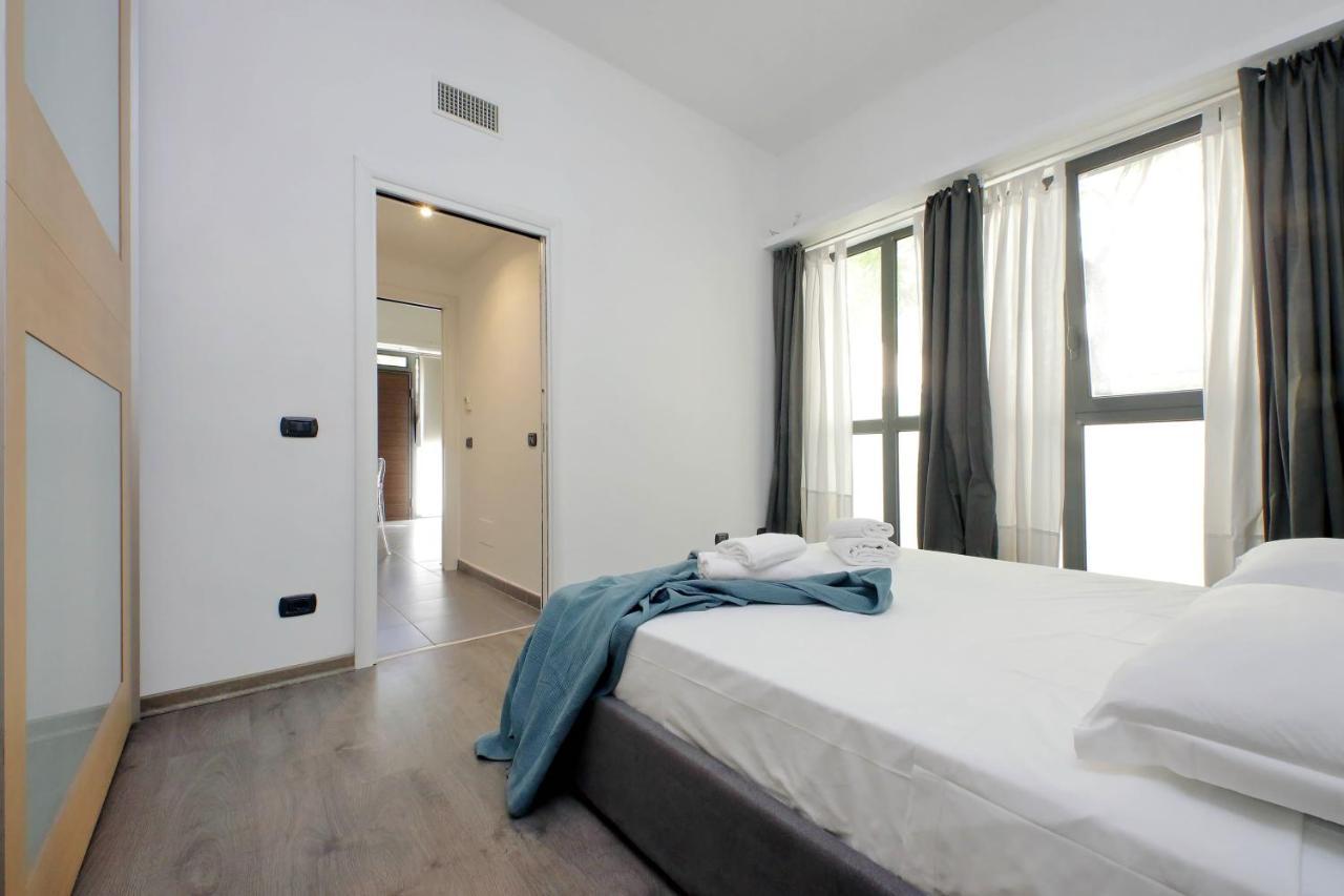 Piramide Charming Apartment ローマ エクステリア 写真